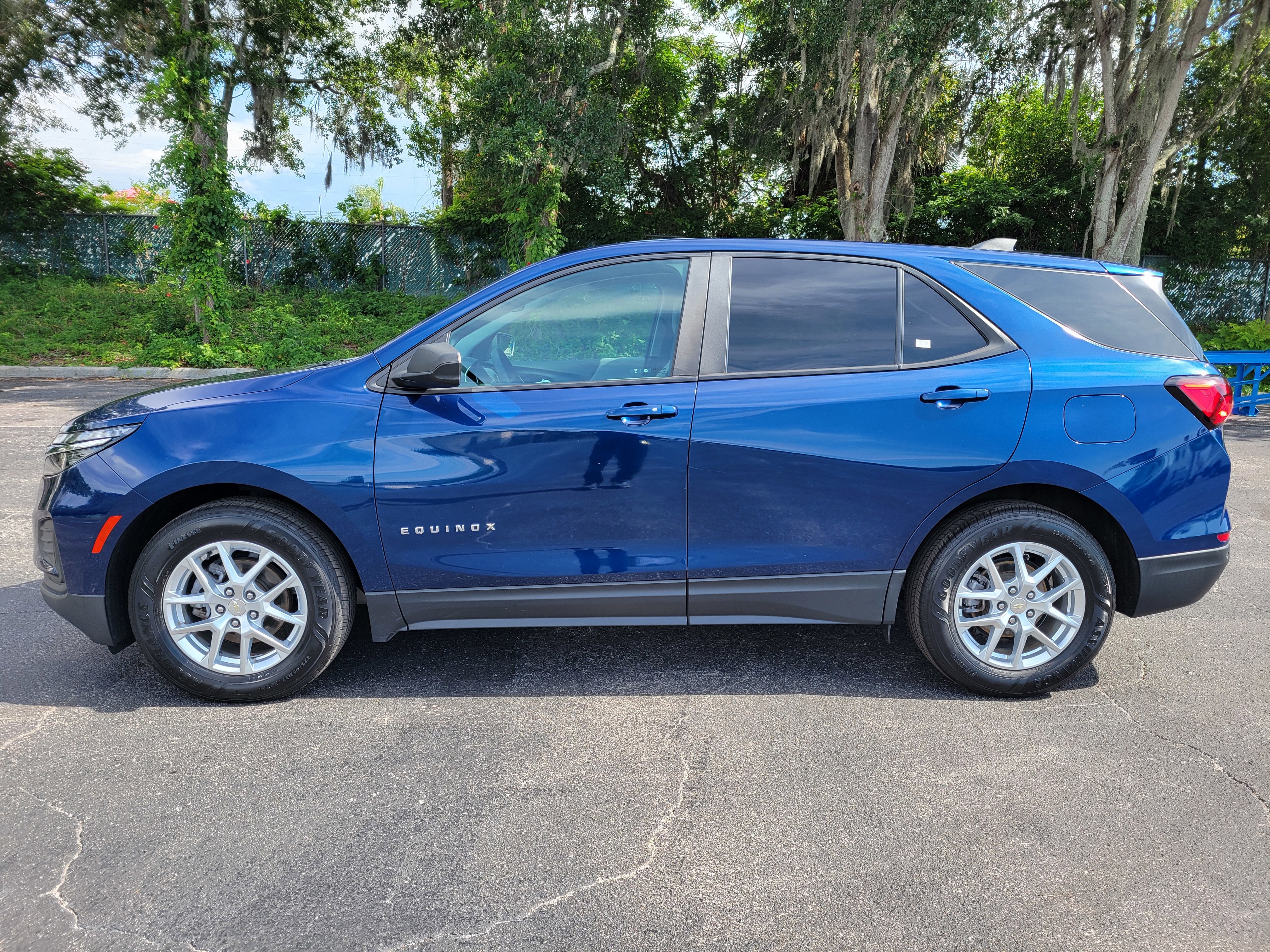 2022 Chevrolet Equinox LS