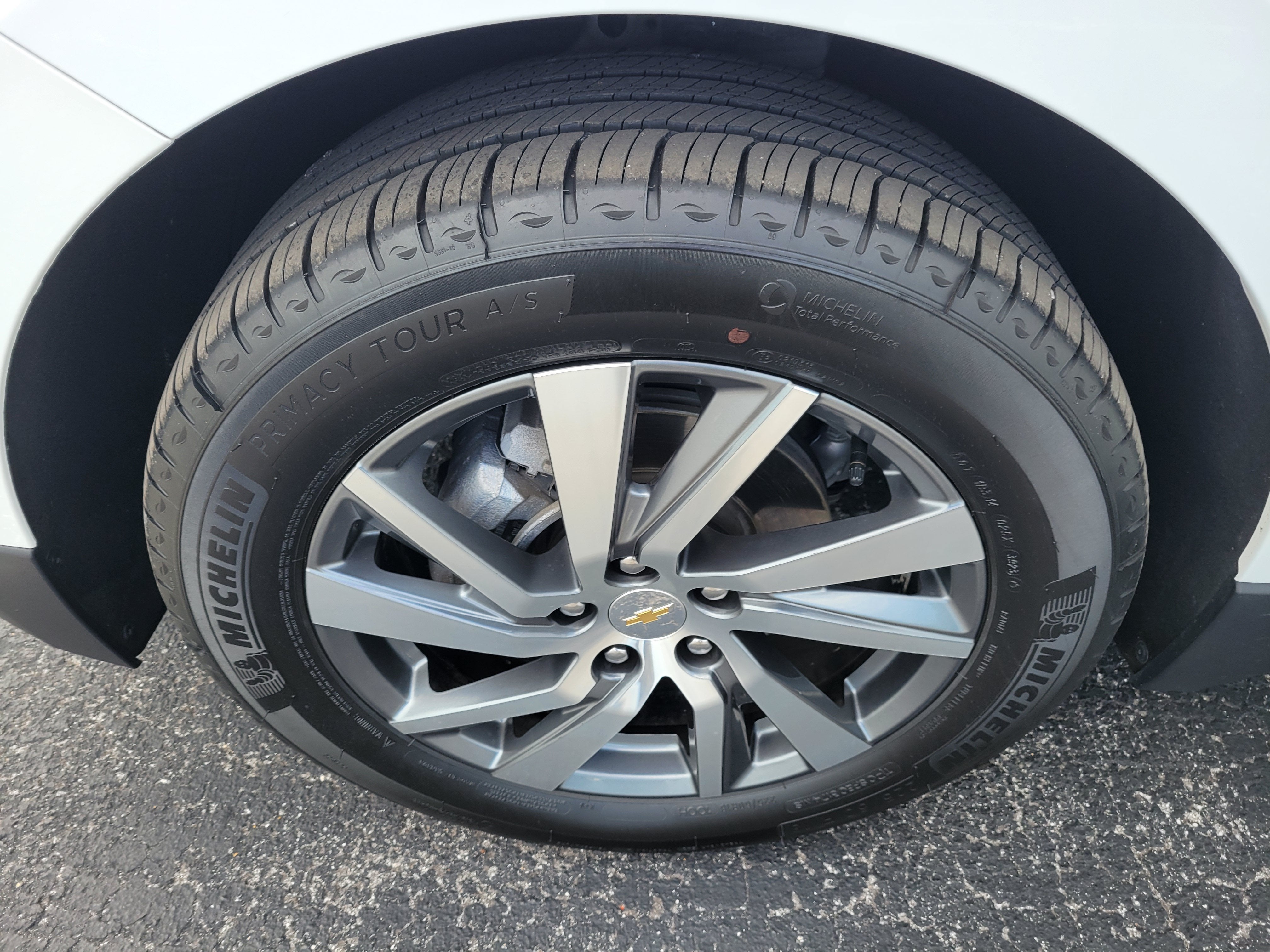 2024 Chevrolet Equinox Premier