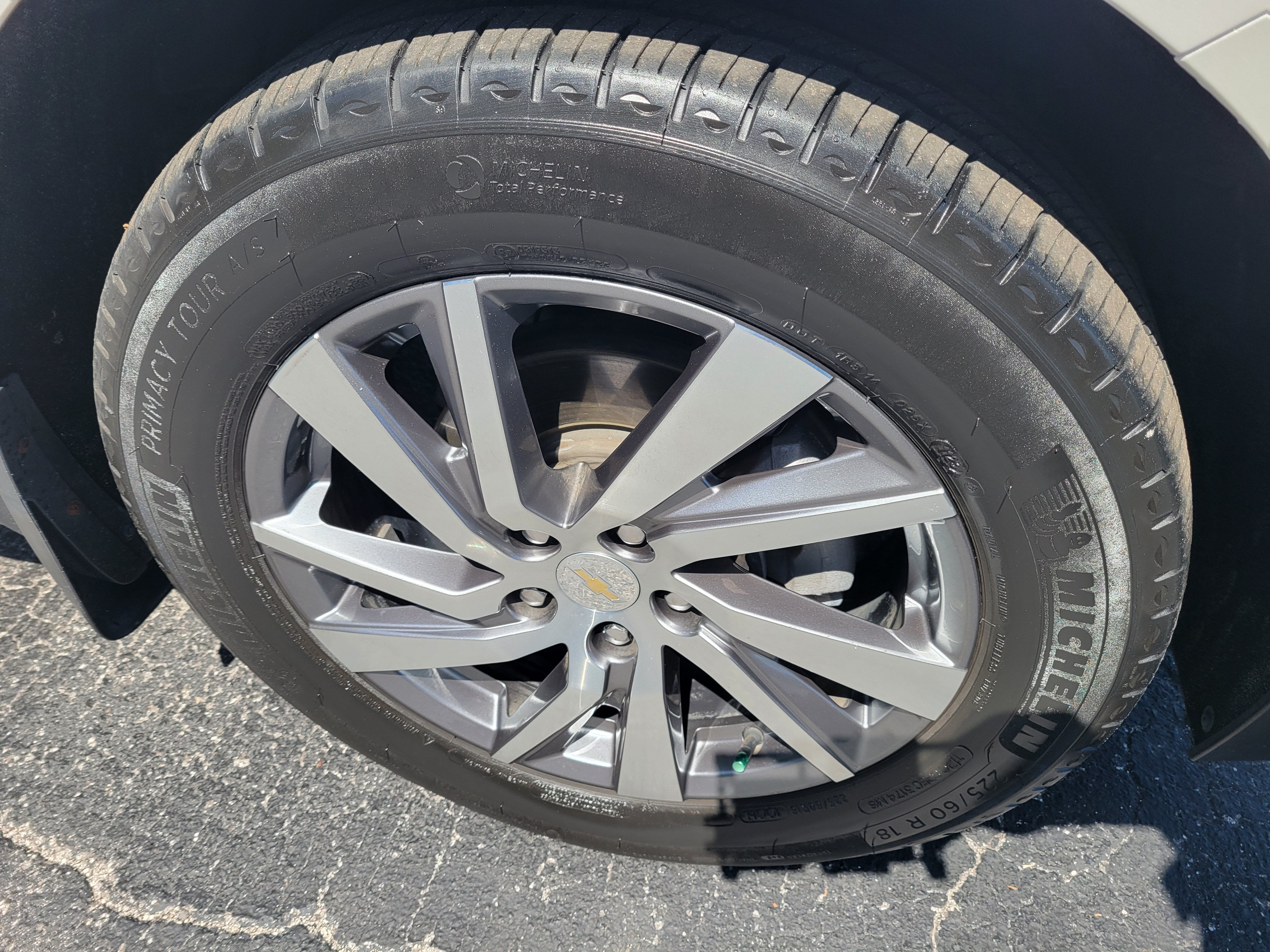 2024 Chevrolet Equinox Premier