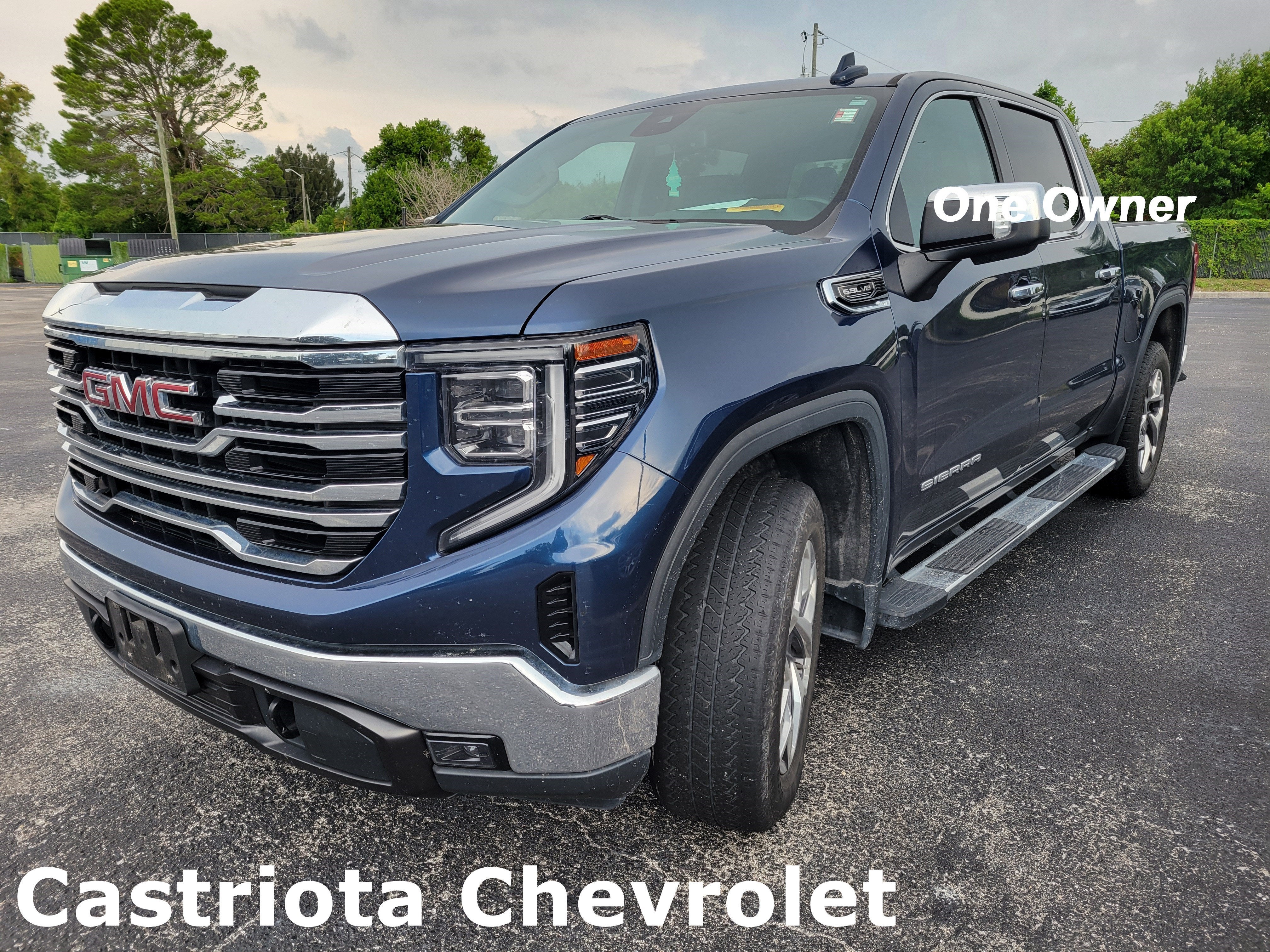 2023 GMC Sierra 1500 SLT