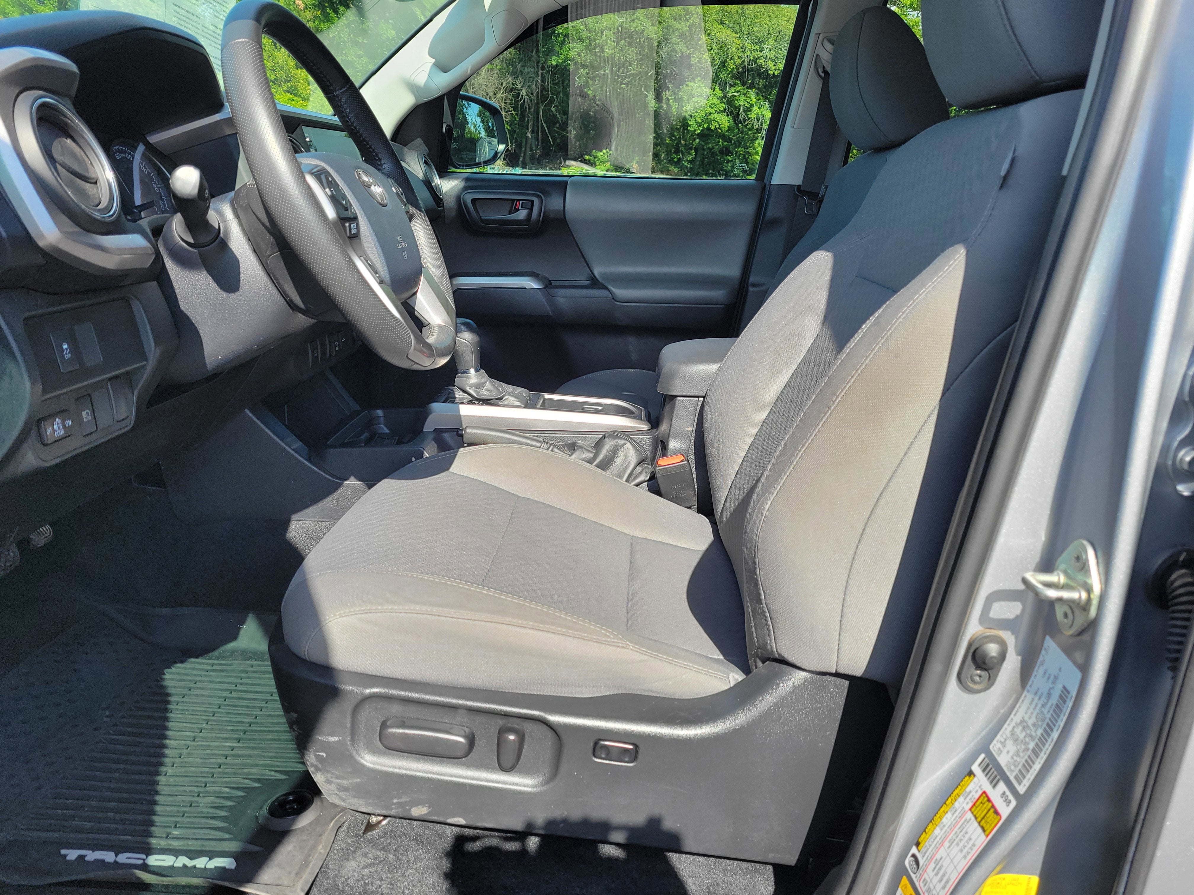 2020 Toyota Tacoma SR5 V6