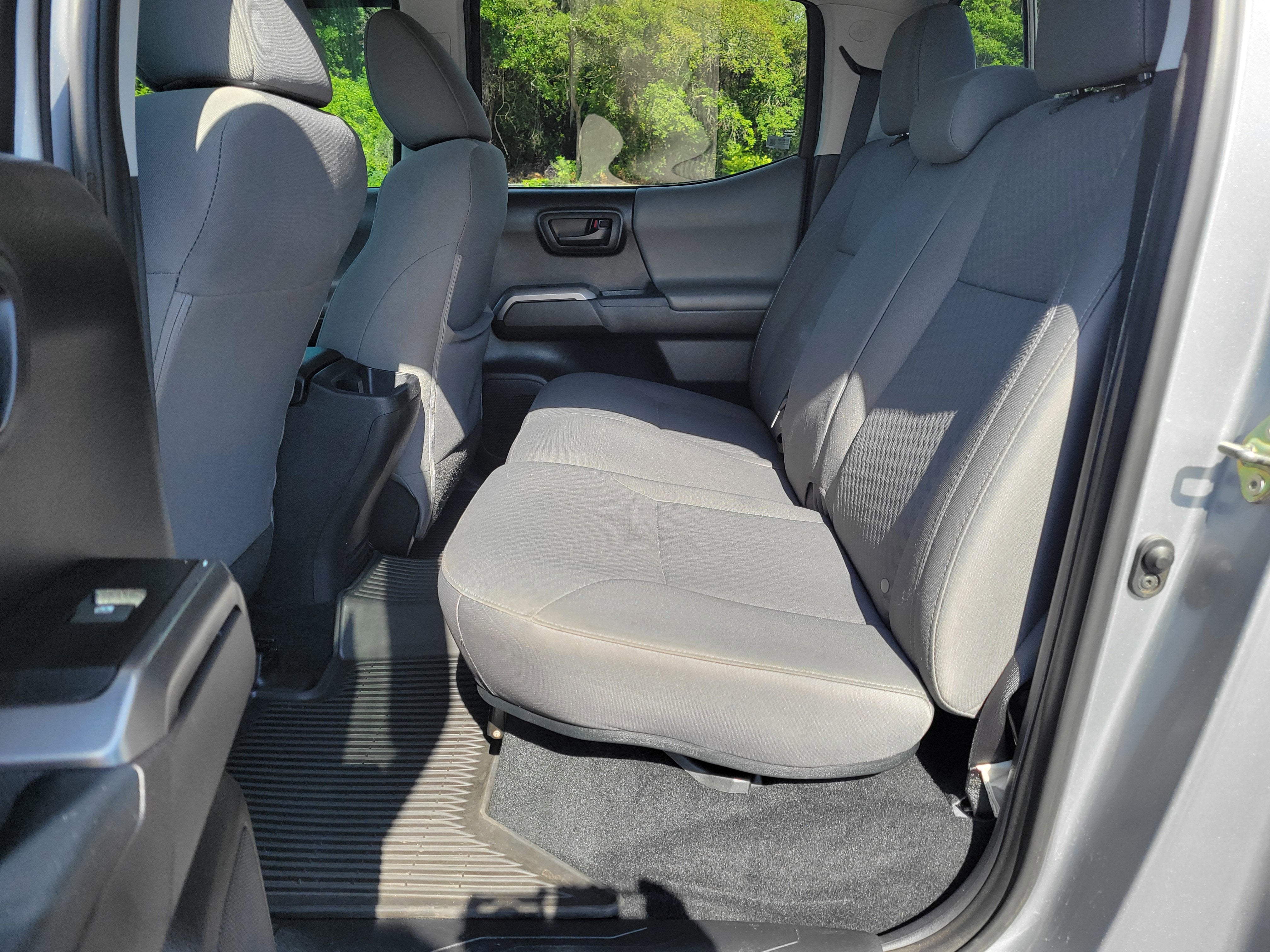 2020 Toyota Tacoma SR5 V6