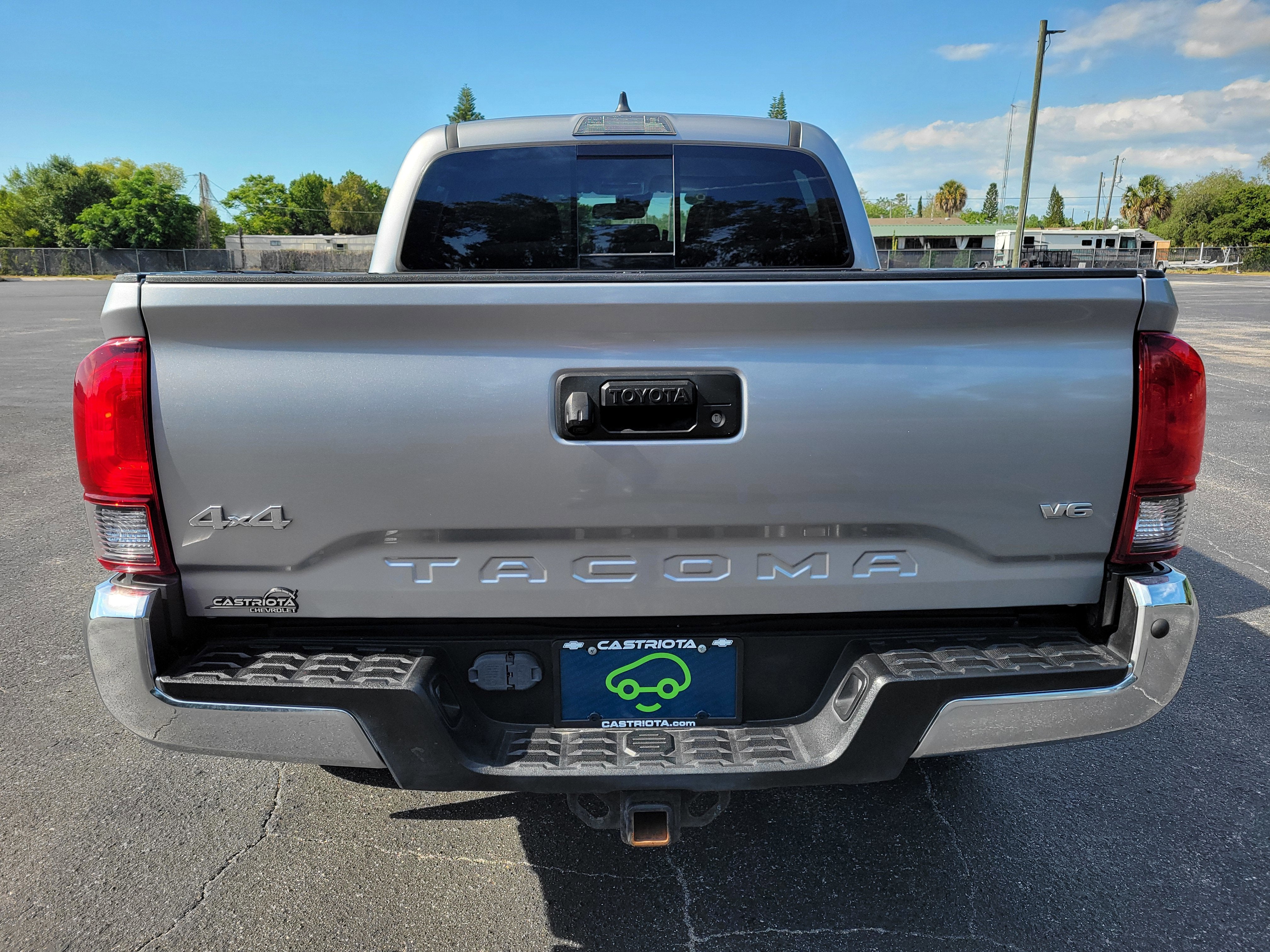 2020 Toyota Tacoma SR5 V6