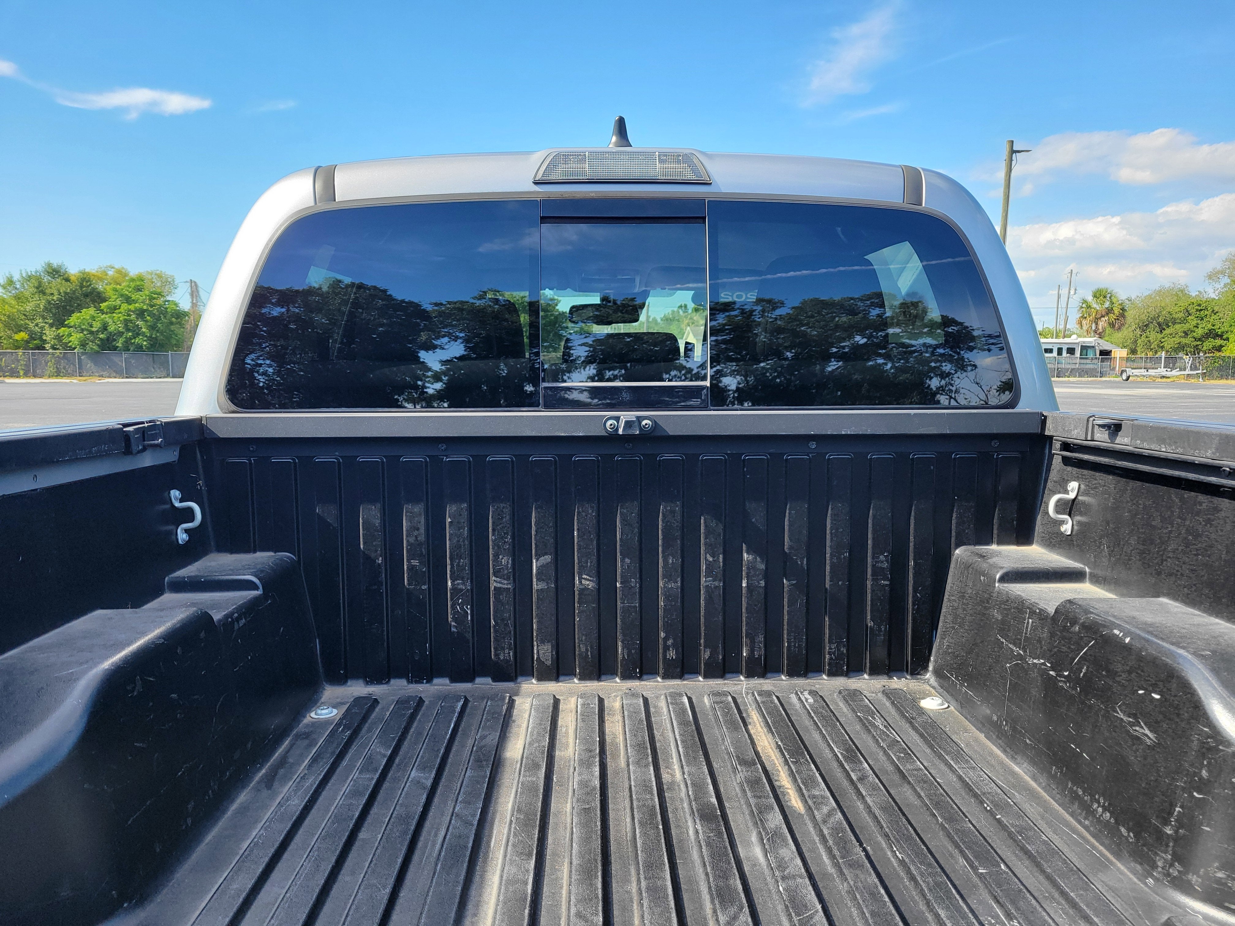 2020 Toyota Tacoma SR5 V6