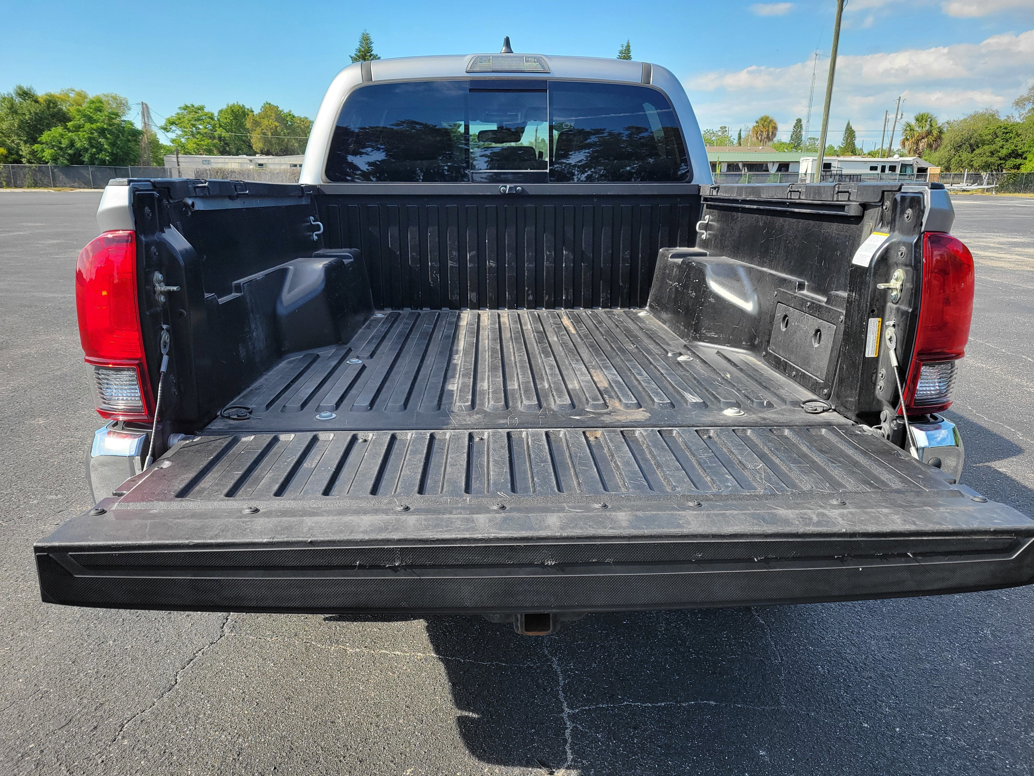 2020 Toyota Tacoma SR5 V6