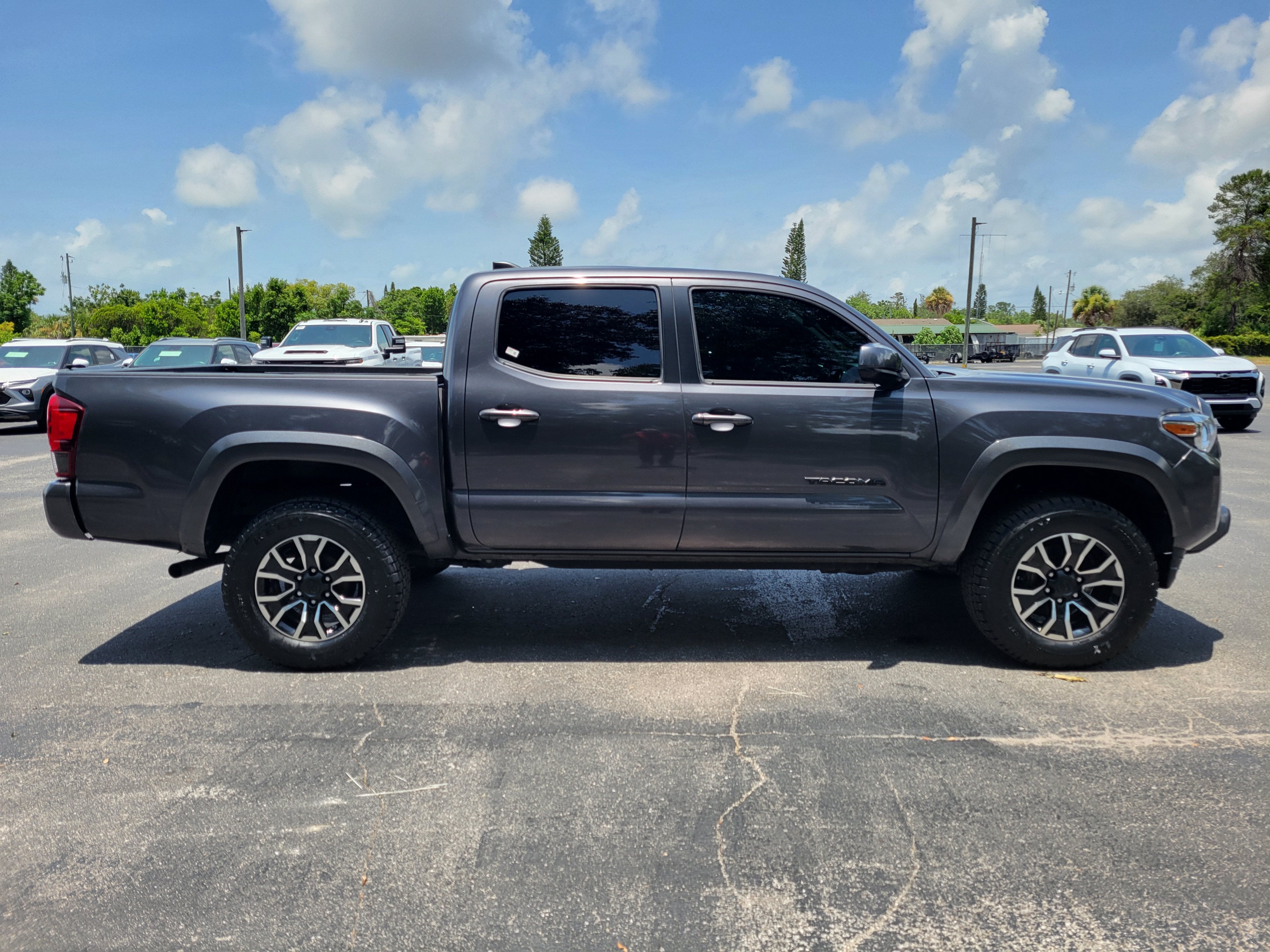 2023 Toyota Tacoma 2WD SR5