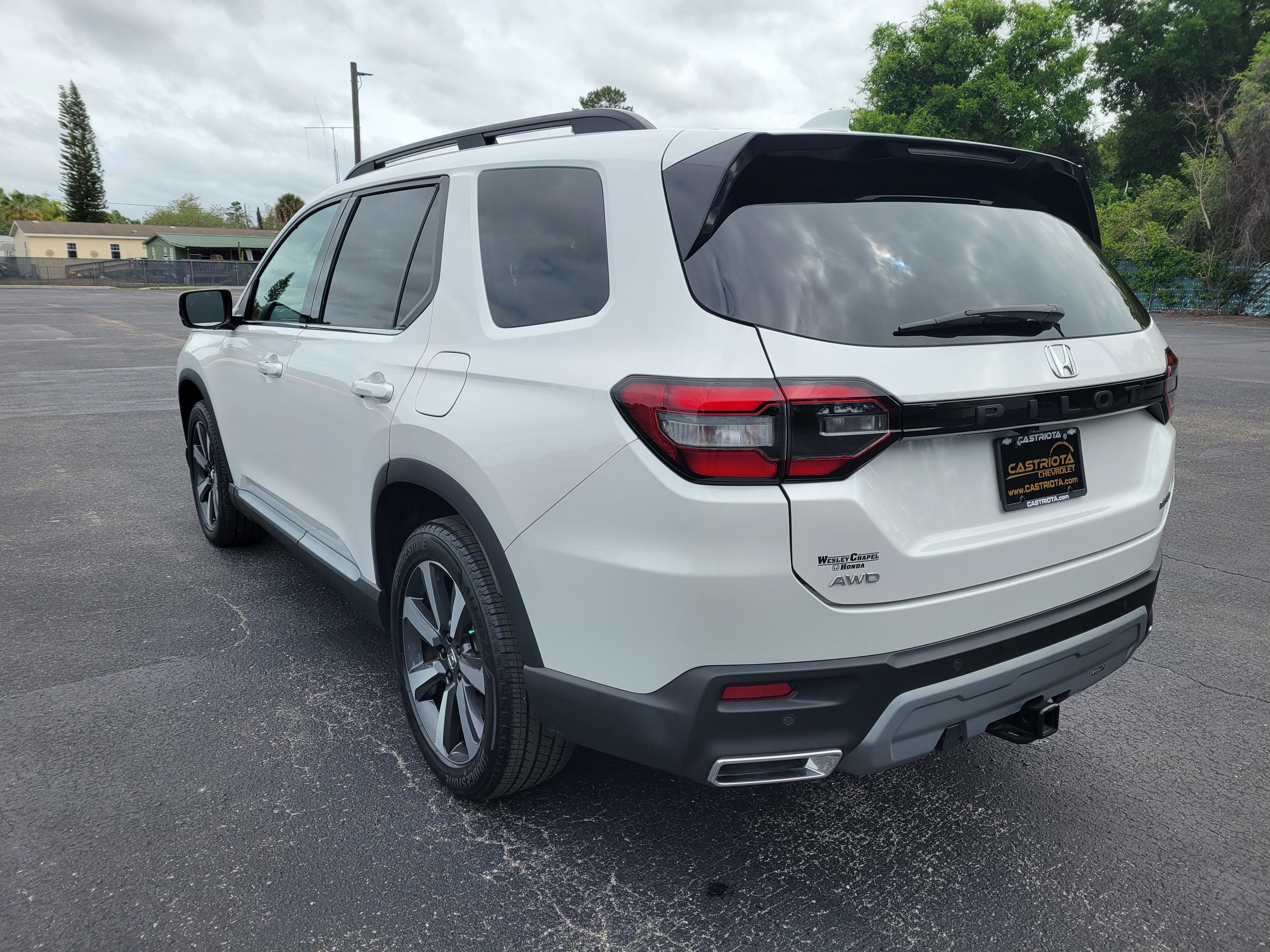 2024 Honda Pilot Touring