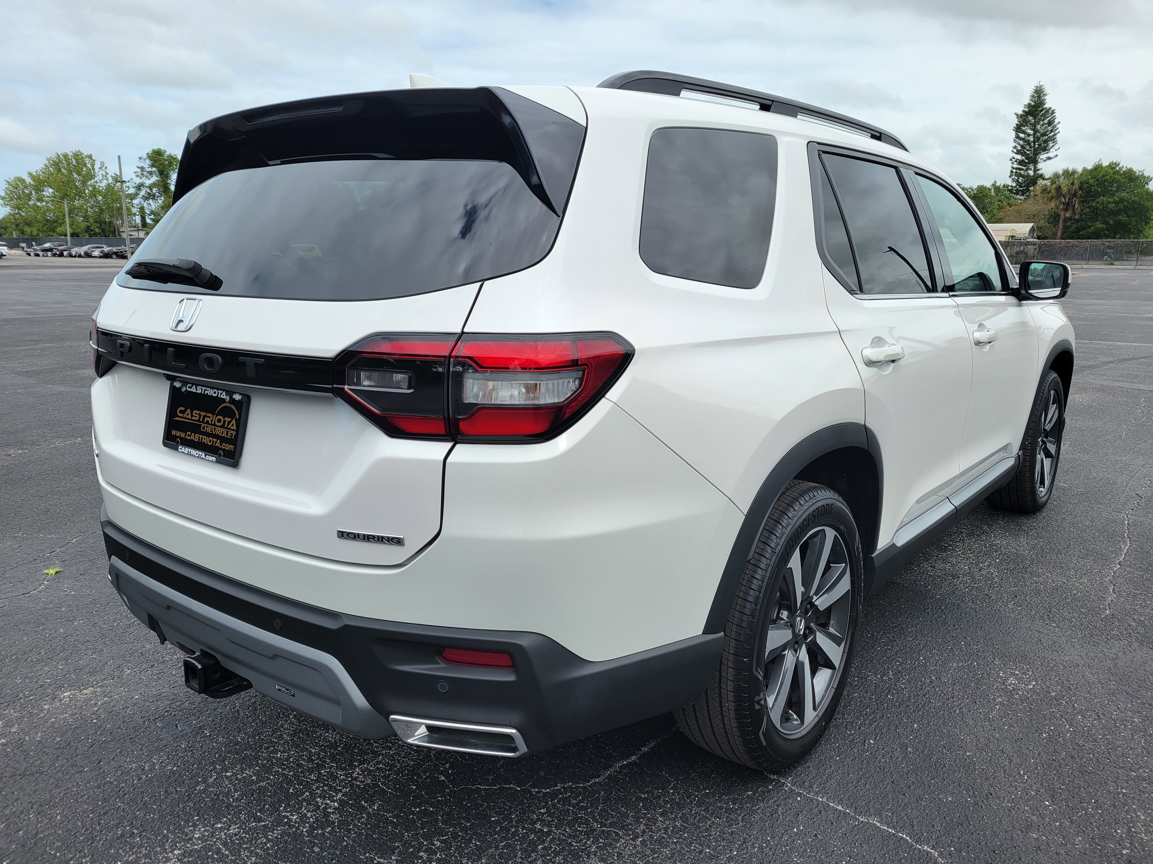 2024 Honda Pilot Touring