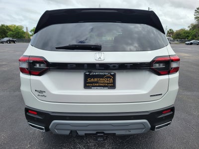 2024 Honda Pilot Touring