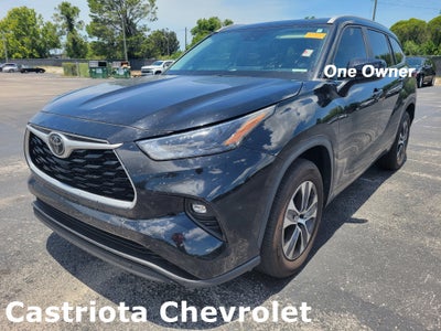 2023 Toyota Highlander XLE