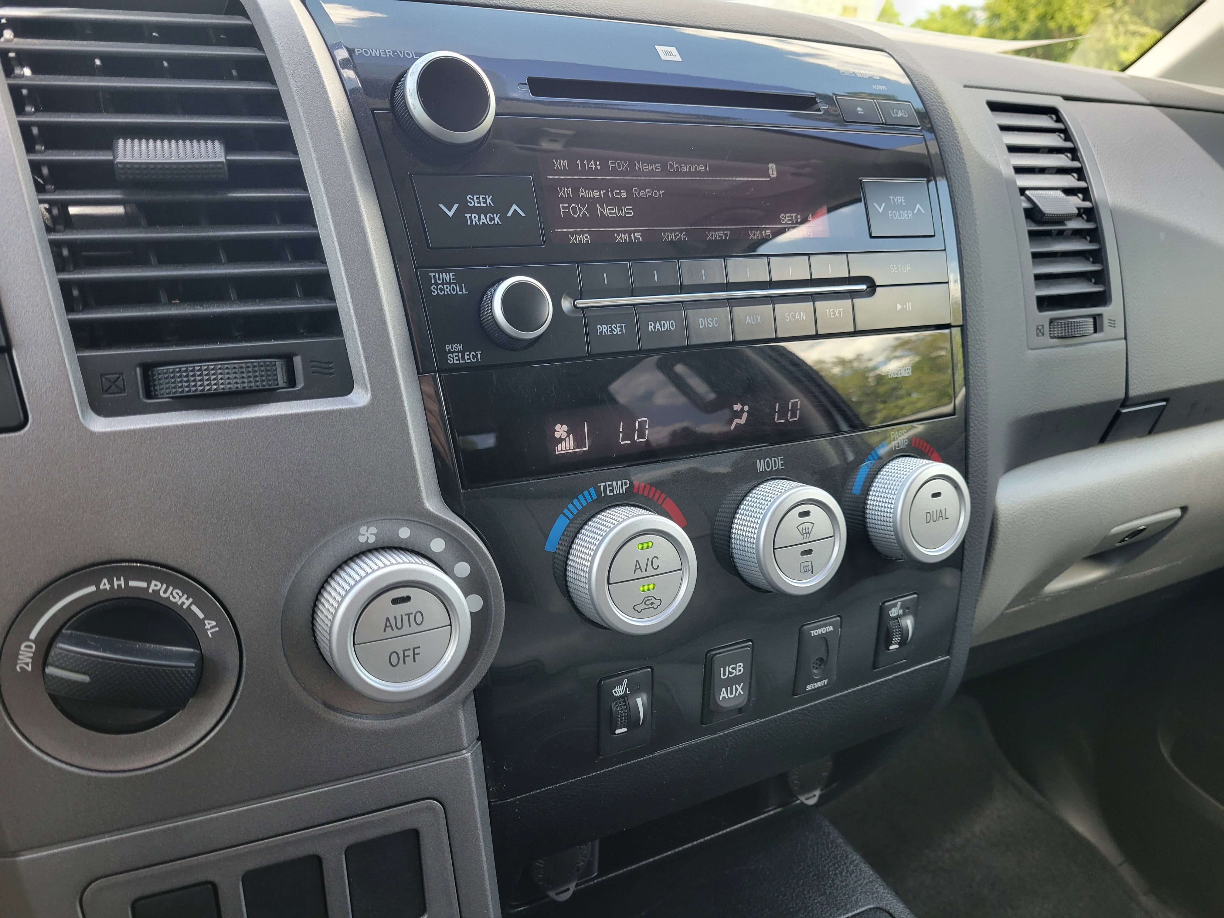 2013 Toyota Tundra Limited 5.7L V8