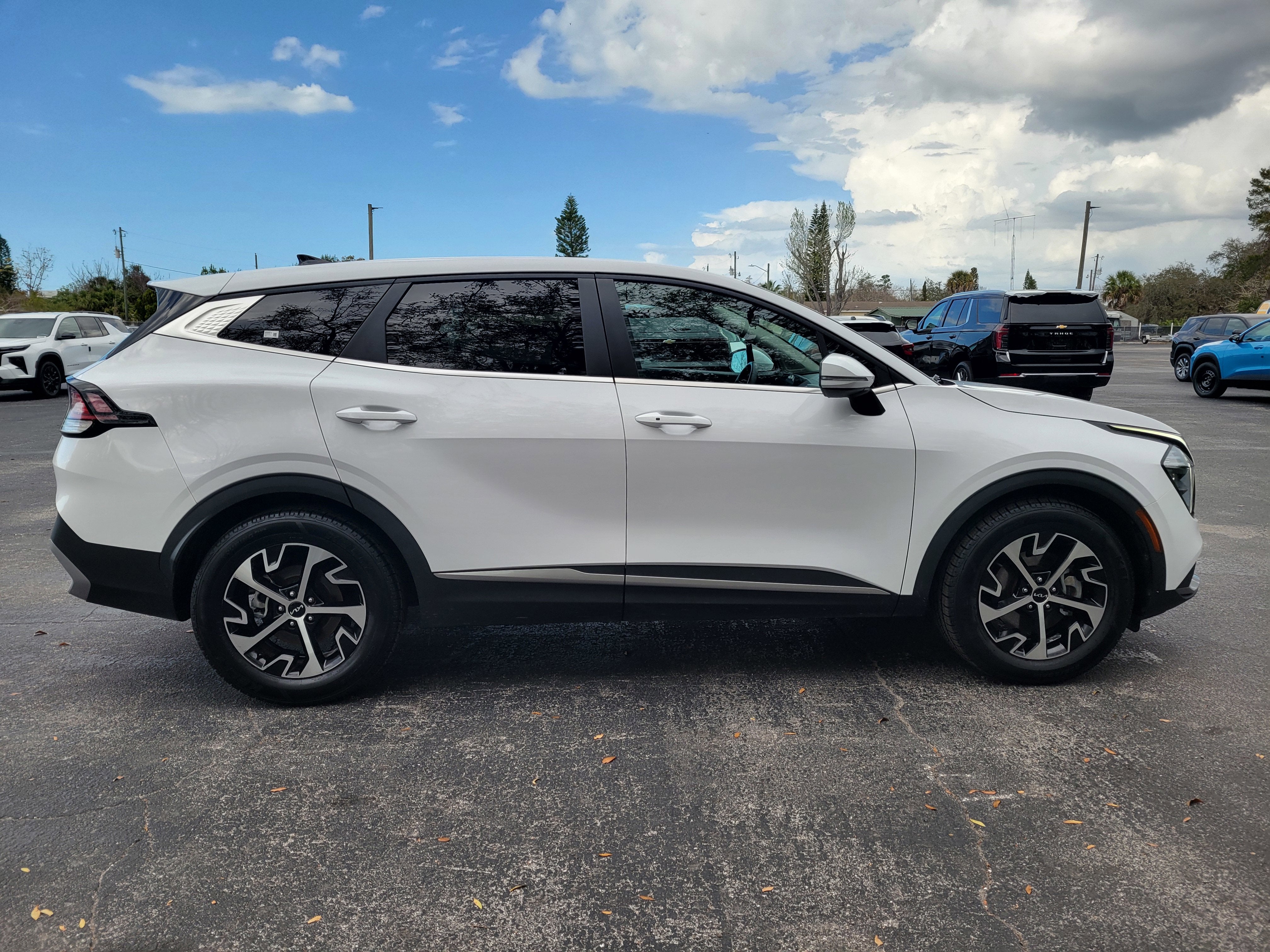 2023 Kia Sportage EX