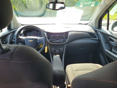 2022 Chevrolet Trax LS