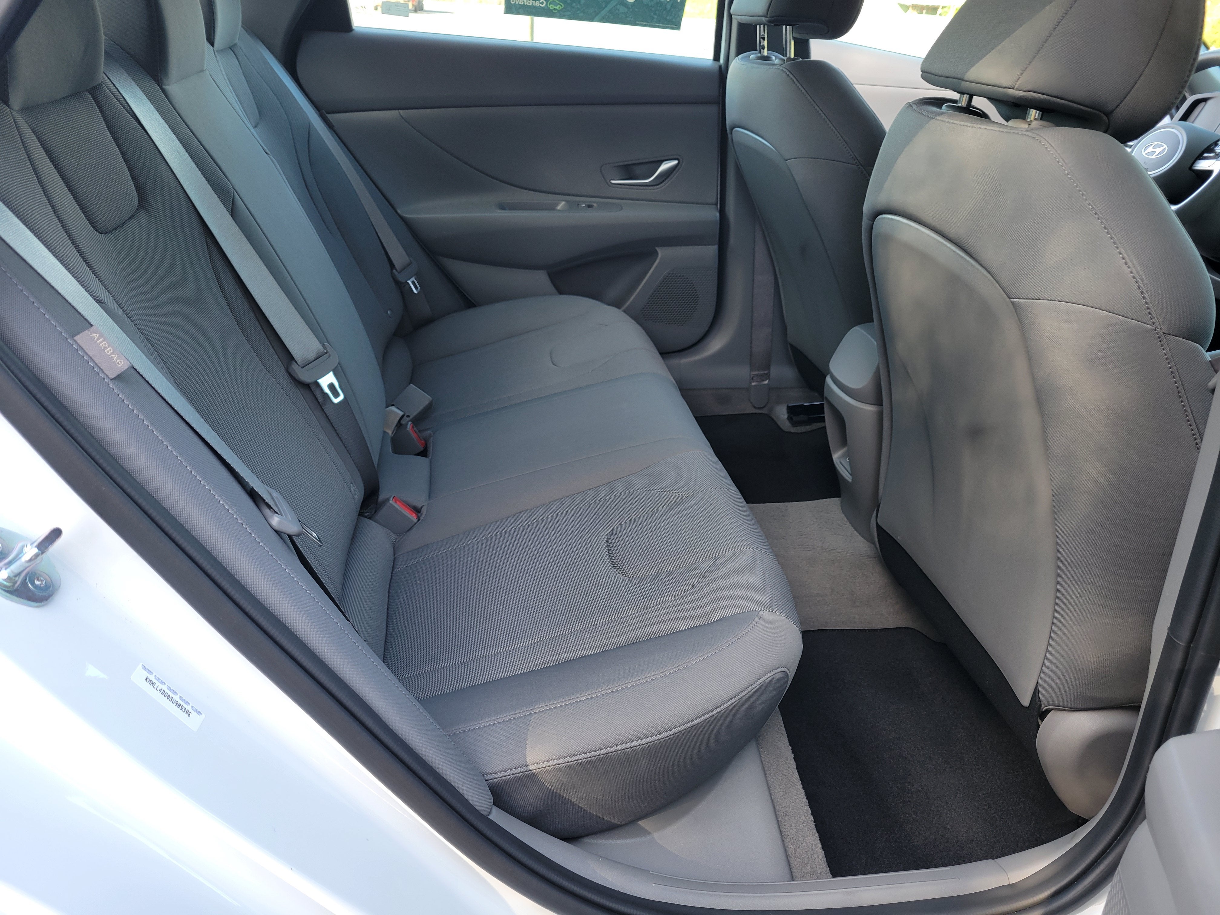 2025 Hyundai Elantra SE - Photo 26