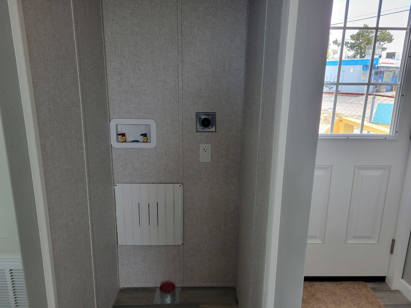 2023 HAWK ELITE 360HB13381B Base