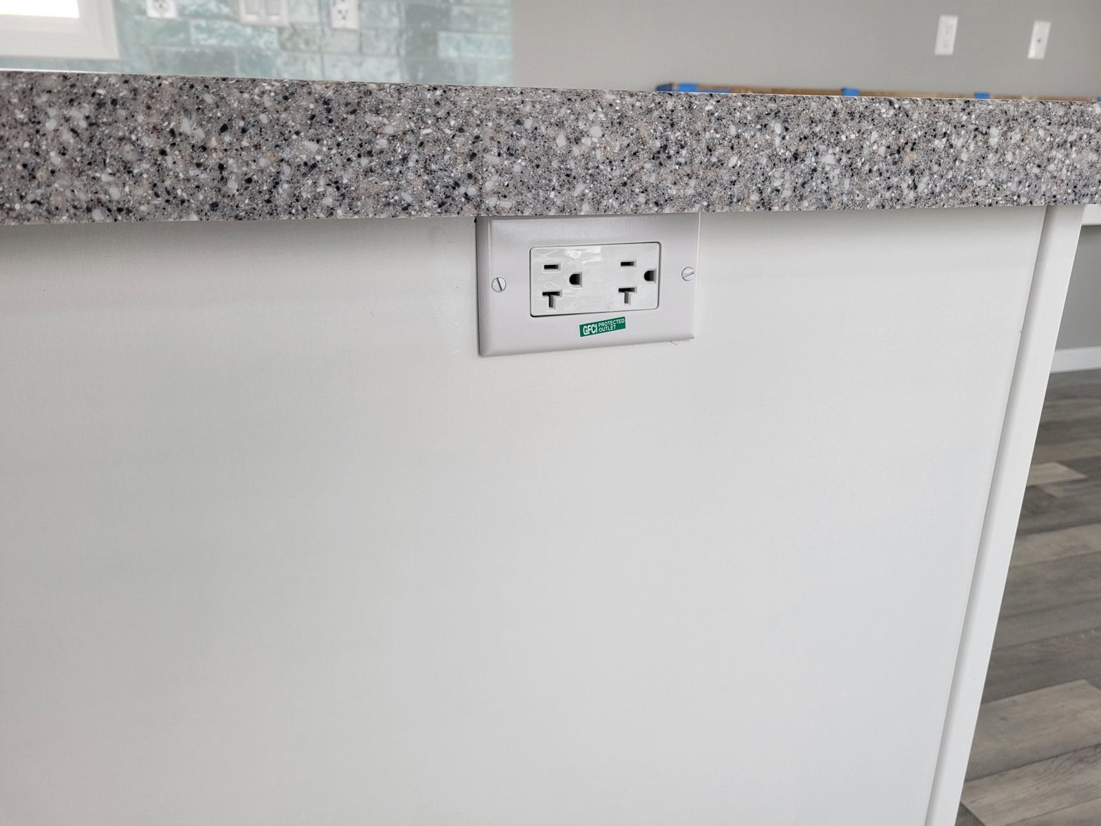 2023 HAWK ELITE 360HB13381B Base