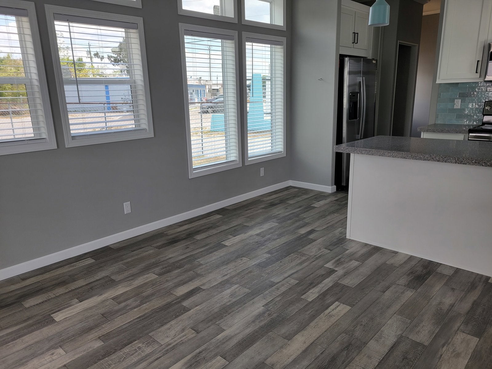 2023 HAWK ELITE 360HB13381B Base