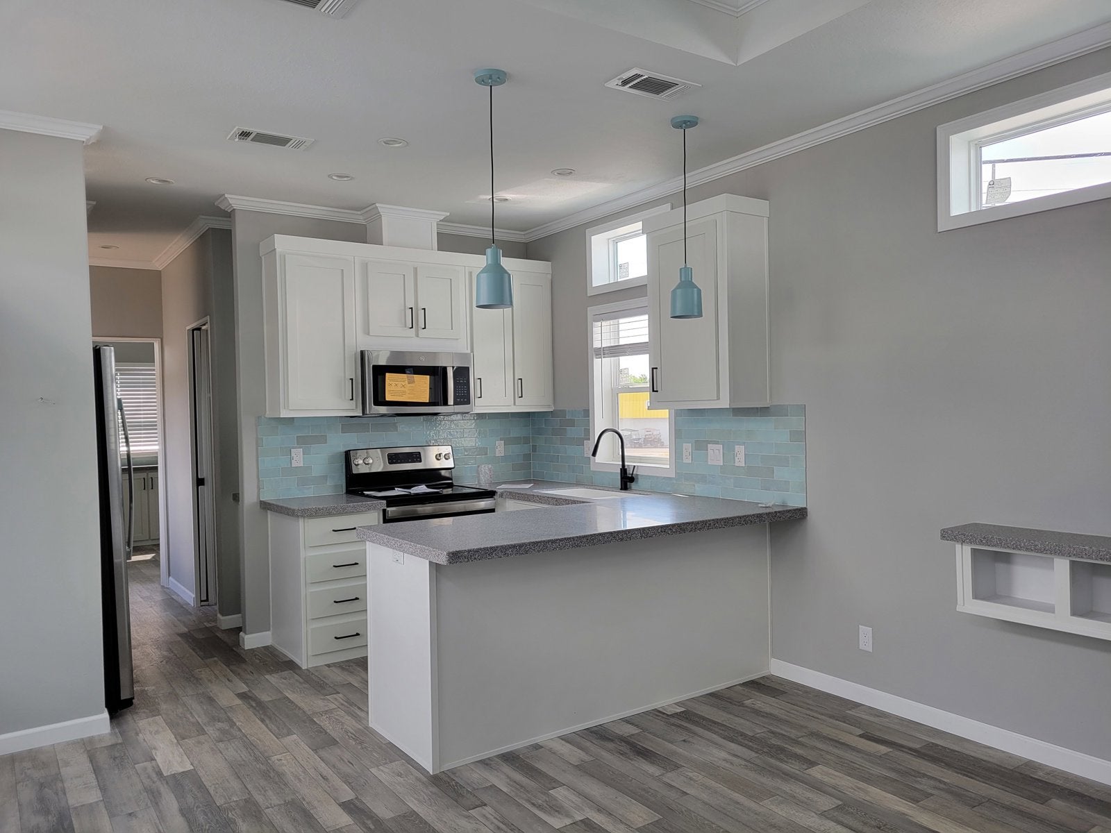 2023 HAWK ELITE 360HB13381B Base