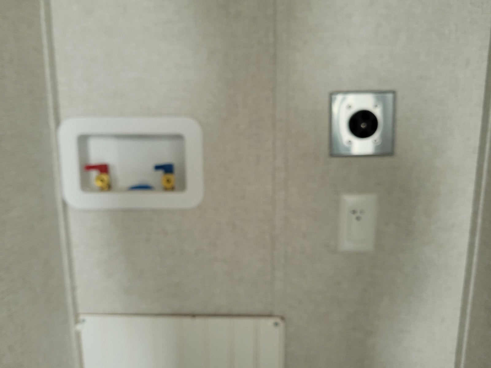 2023 HAWK ELITE 360HB13381B Base