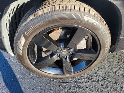 2023 Land Rover Defender 130 X-Dynamic SE