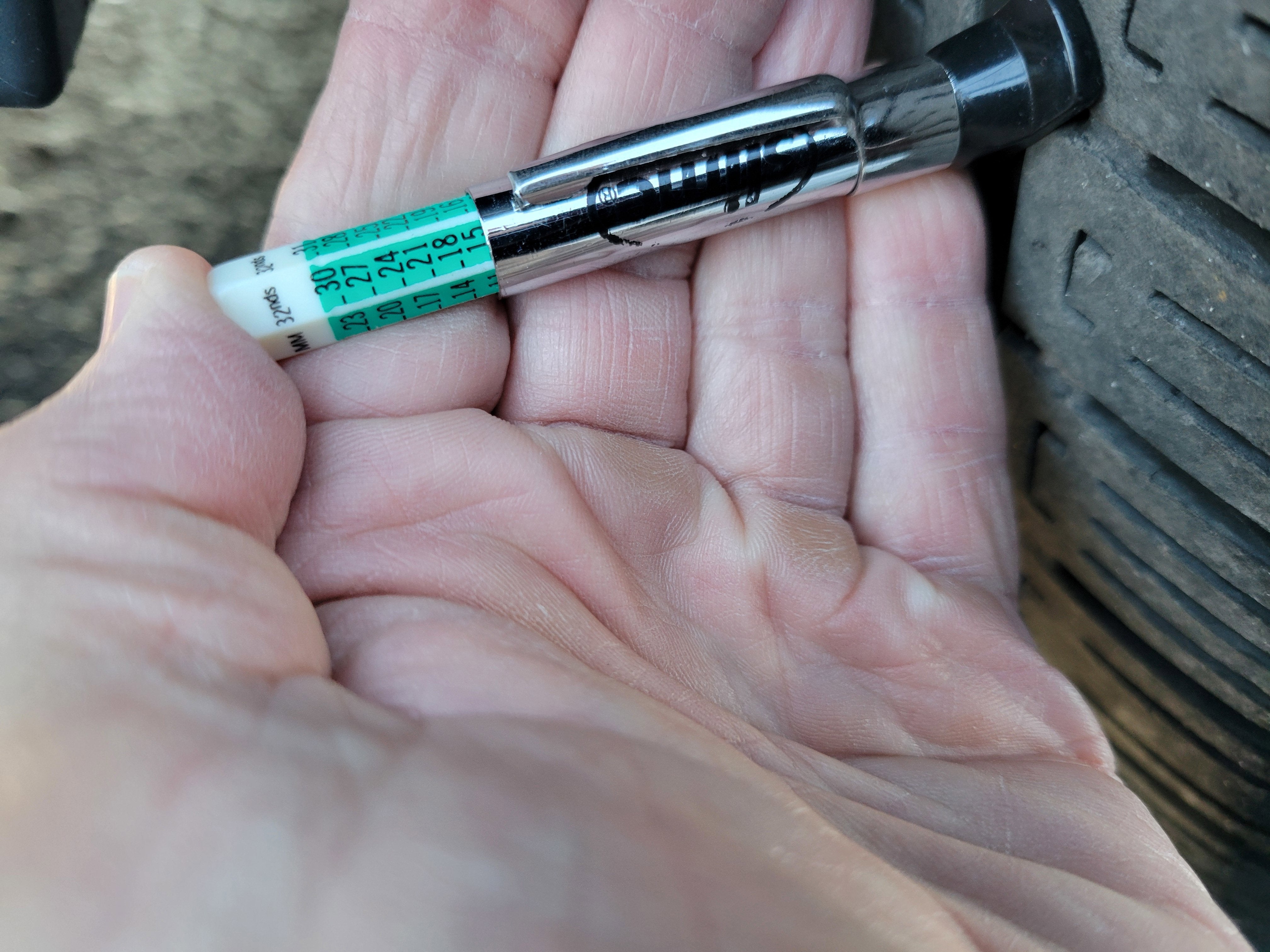 2023 Land Rover Defender 130 X-Dynamic SE